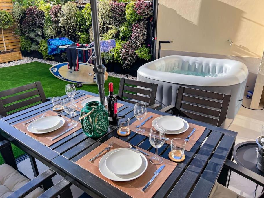 Relaxing Garden Los Cristianos Con Jacuzzi Y Barbacoa Arona  Exterior photo